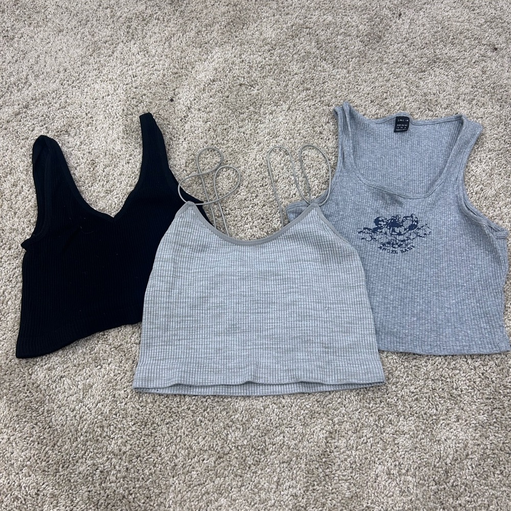 Crop top tank tops